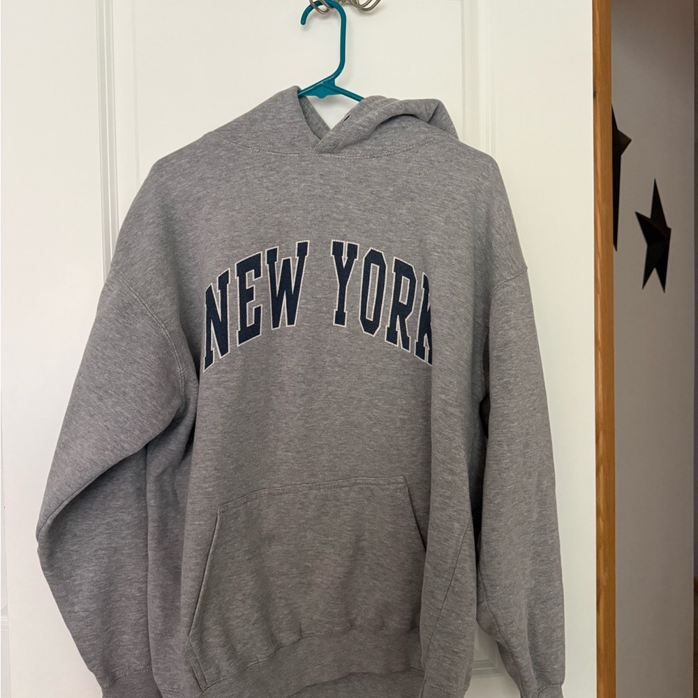 Brandy Melville Gray New York Sweatshirt
